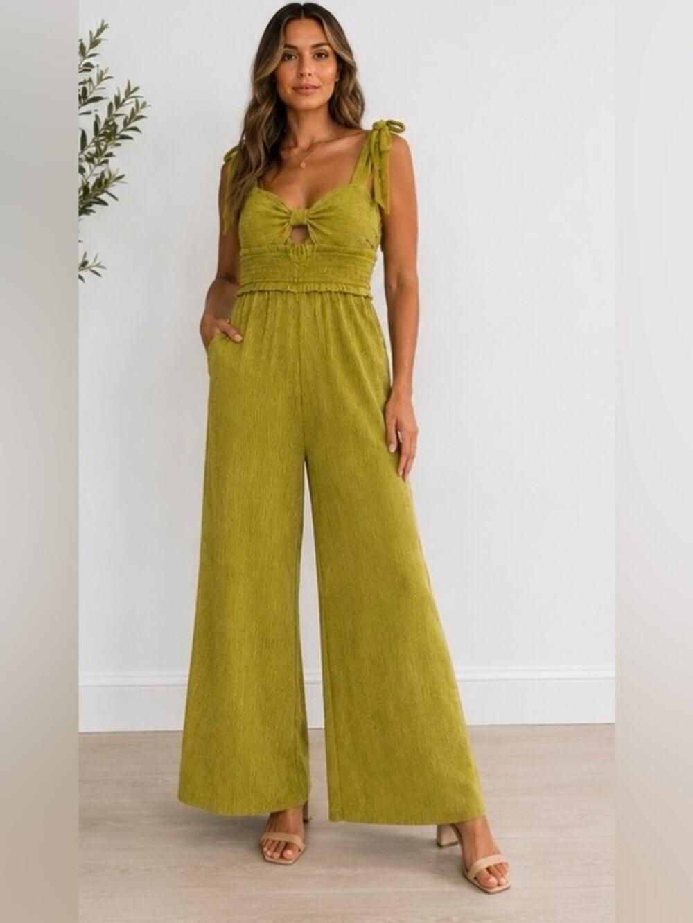 NWT Olive Wide Leg Resort Jumpsuit Tie Strap Smocked Medium